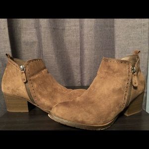 Sonoma Heeled Booties